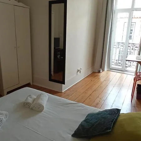 Chiado Happy Guest house