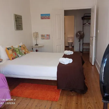 Chiado Happy Guest house *