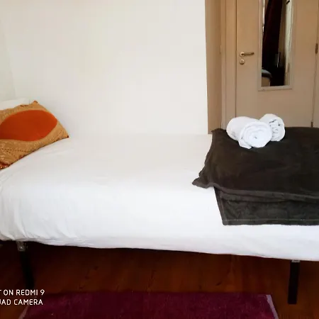 Chiado Happy Guest house *